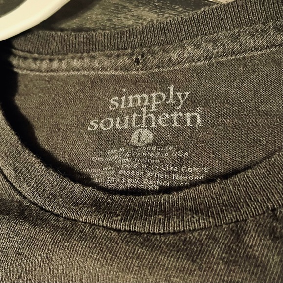 Lot of 2 Simply Southern T-shirts - Picture 3 of 6
